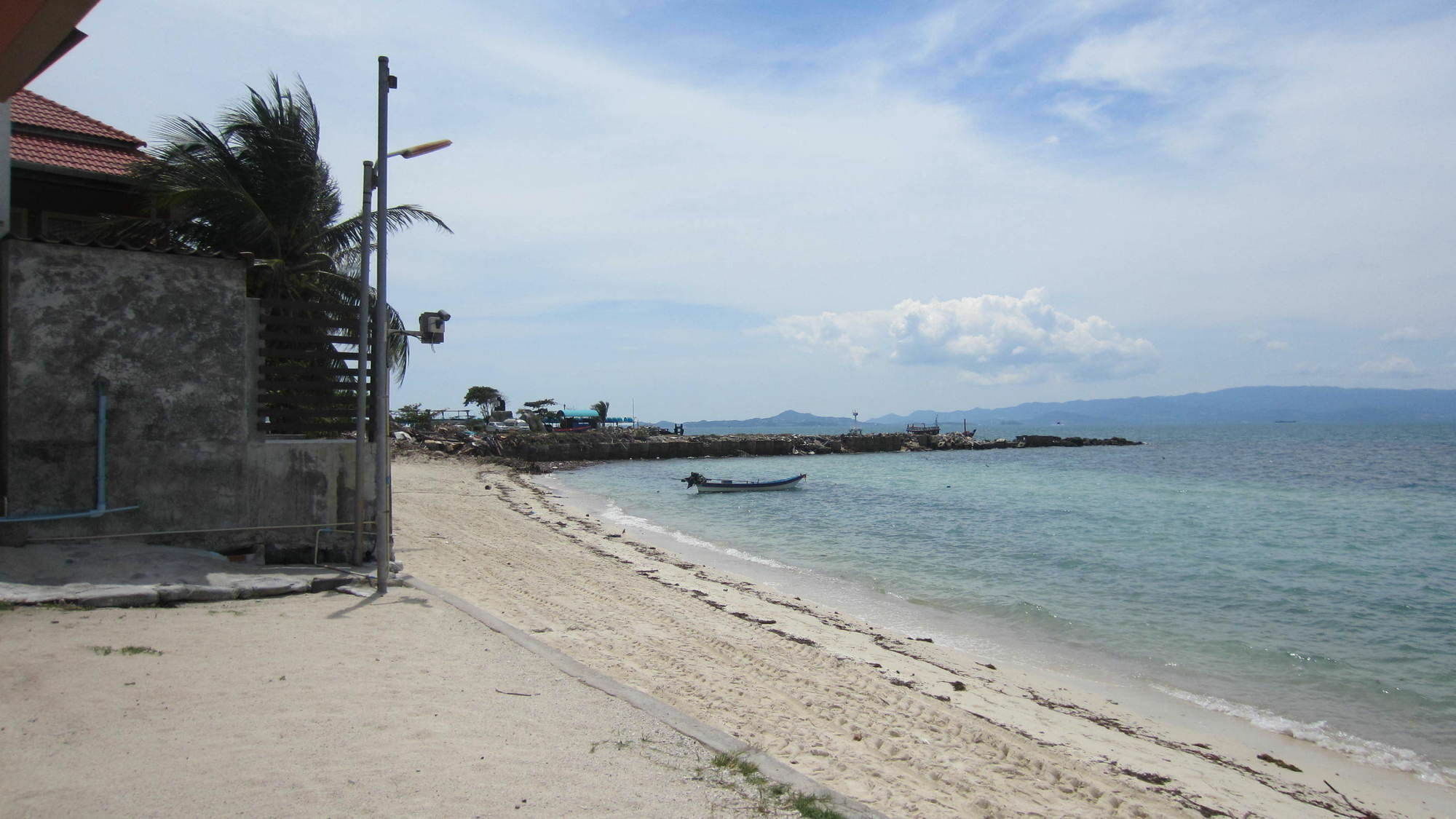 Charung Beach Haad Rin Exterior photo